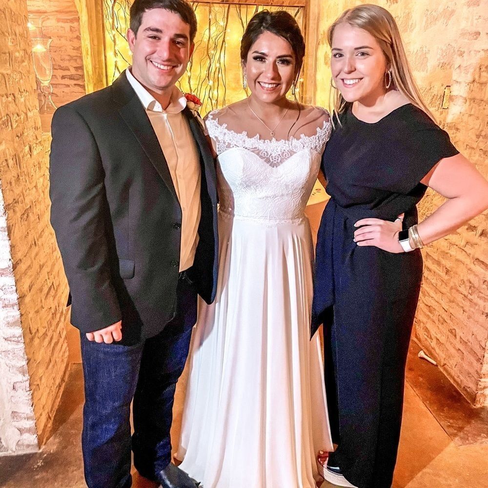 Meet Your Posher, Mackenzie - Picture 4 of 6